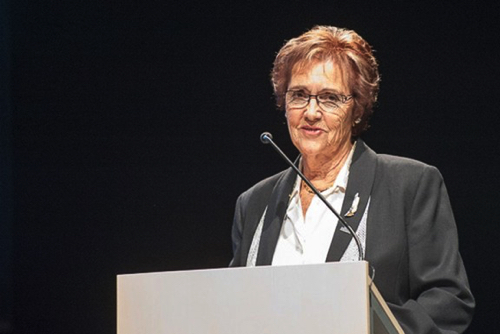 576_1491925739_Vic_lliua_la_Medalla_de_la_Ciutat_a_Montserrat_Freixer-Foto_JM_Montaner-2013-123