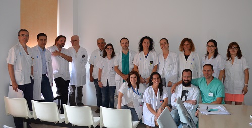 L'equip multidisciplinar del Trueta encarregat de l'operació.